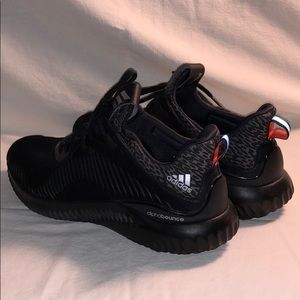 Adidas AlphaBounce